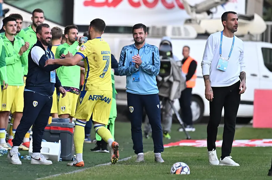 Mehmet Topal'dan "Küme düşecek" denilen takımla Avrupa'da mucize: Teklif yağıyor - 6