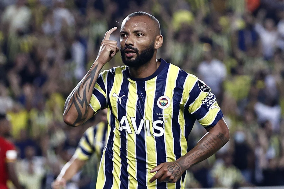 Fenerbahçe'ye 3 futbolcudan ağır fatura - 1