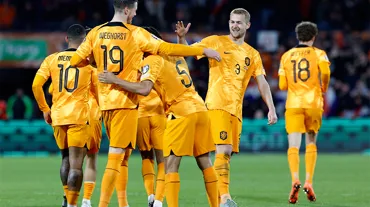 Hollanda'dan elemelerde ilk galibiyet: 3 puan 3 golle