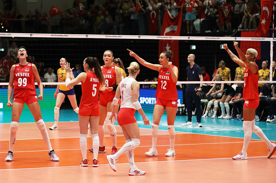 Filenin Sultanları, Avrupa Şampiyonası'na galibiyetle başladı