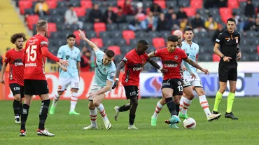 Gaziantep FK evinde galibiyeti unuttu