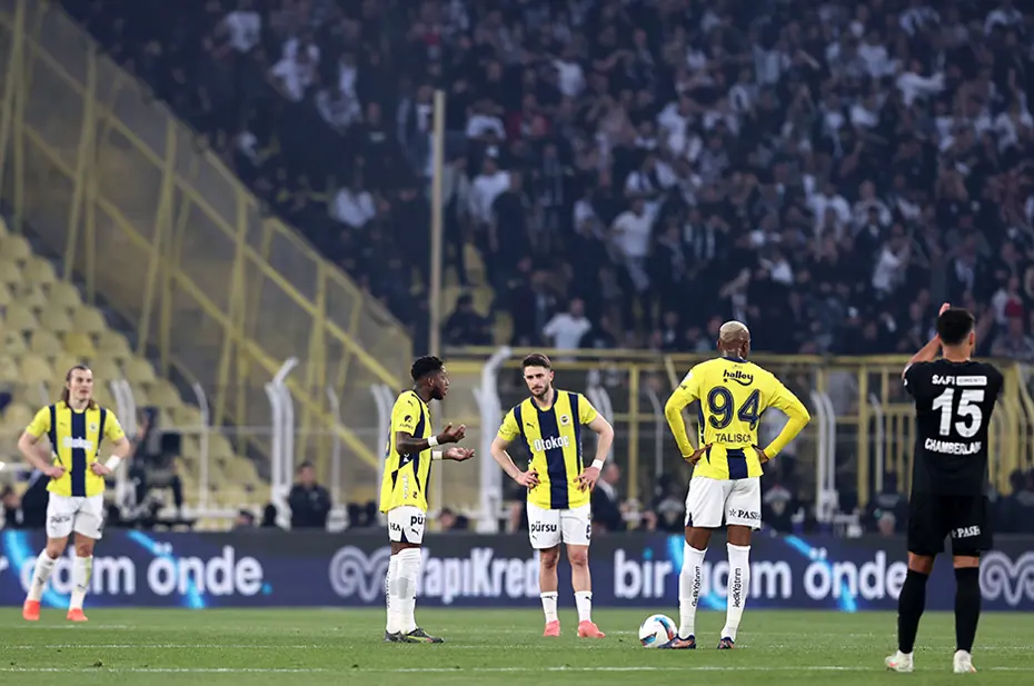 Youssef En-Nesyri Fenerbahçe taraftarını kızdırdı - 2 Youssef En-Nesyri Fenerbahçe taraftarını kızdırdı - 2