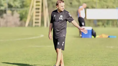 Sakaryaspor'da 3 futbolcu takımdan ayrı çalıştı