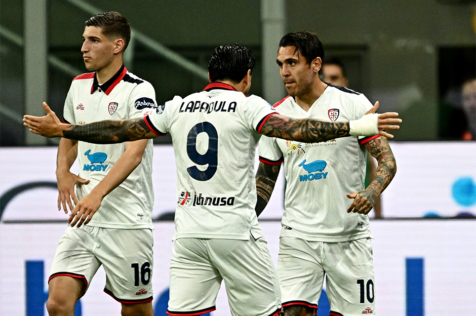 Caglari deplasmanda kazanıp ligde kalmayı garantiledi