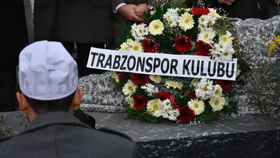 Özkan Sümer kabri başında anıldı