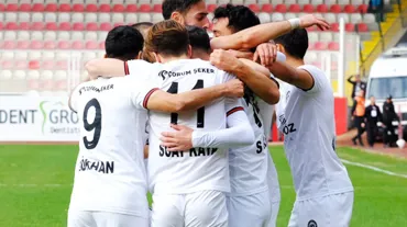 Menemen FK - Çorum FK maçı hangi kanalda, ne zaman, saat kaçta canlı yayınlanacak?