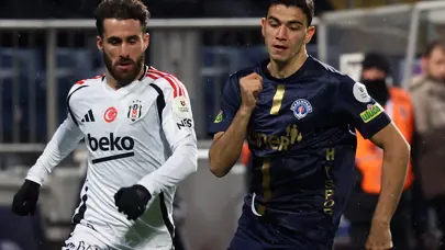 "Süper Lig'de bir Premier Lig oyuncusu" | Spor yazarları Kasımpaşa-Beşiktaş maçı için ne dedi?