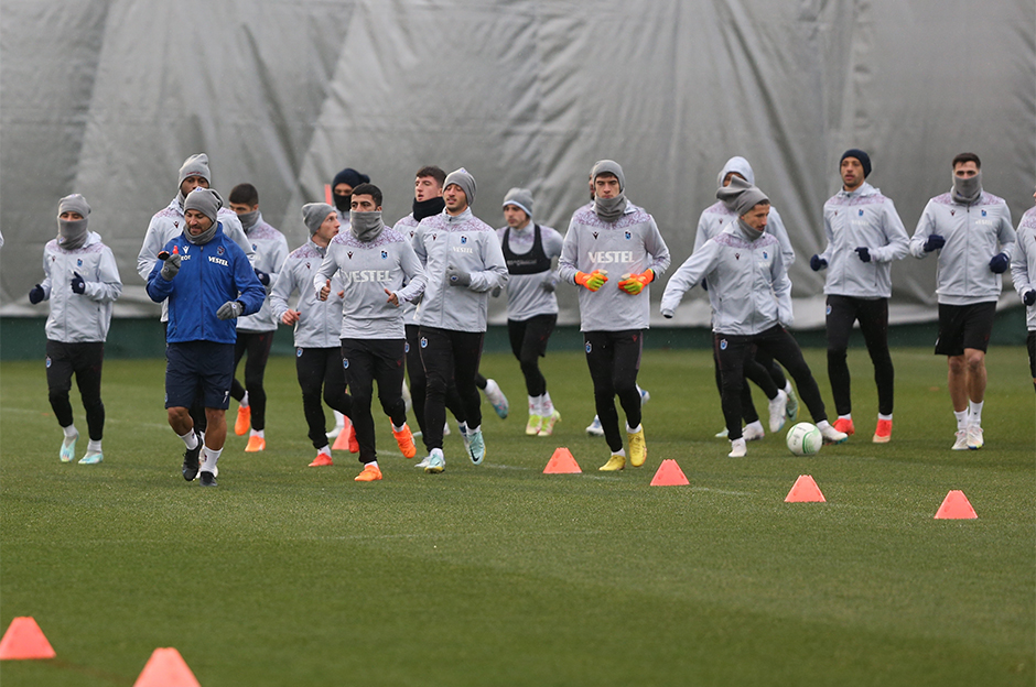 Trabzonspor'un Basel maçı kamp kadrosu belli oldu