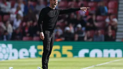 Premier Lig'e veda eden Southampton ayrılığı açıkladı