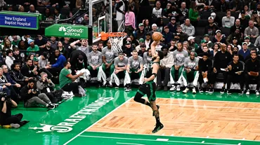 Jayson Tatum'dan galibiyete 35 sayılık katkı