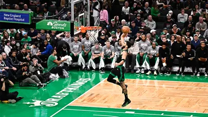 Jayson Tatum'dan galibiyete 35 sayılık katkı