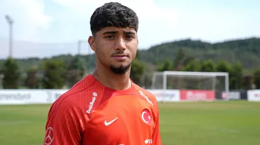 Beşiktaş’ın gündemindeki Emirhan Demircan kimdir, kaç yaşında ve hangi takımlarda oynadı?