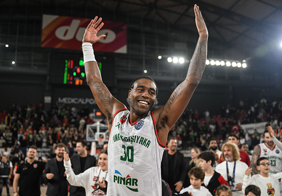 Pınar Karşıyaka, grubunda averajla liderliğe yükseldi