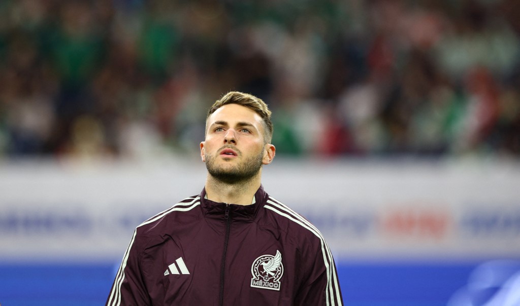 Santiago Gimenez kimdir, kaç yaşında ve hangi takımlarda oynadı? Santiago Gimenez kariyeri ve başarıları