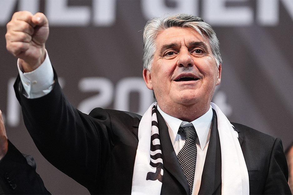 Serdal Adalı müjdeyi canlı yayında verdi: "İki yıllık sözleşme imzalayacağız"