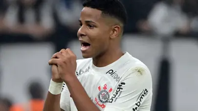 Fenerbahçe'nin teklif götürdüğü Wesley'de yeni gelişme: Rakamın üzerine çıktılar