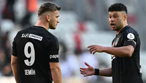 İngilizlerden Alex Oxlade-Chamberlain iddiası: "Şaşırtıcı bir anlaşma" İngilizlerden Alex Oxlade-Chamberlain iddiası: "Şaşırtıcı bir anlaşma"