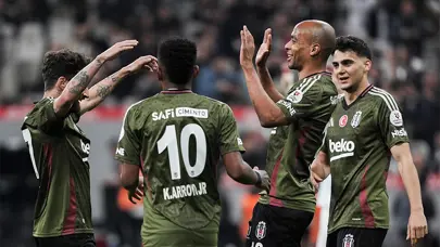 "Bu profildeki oyuncular diğer isimleri de harekete geçirir" | Spor yazarları Beşiktaş için ne dedi?