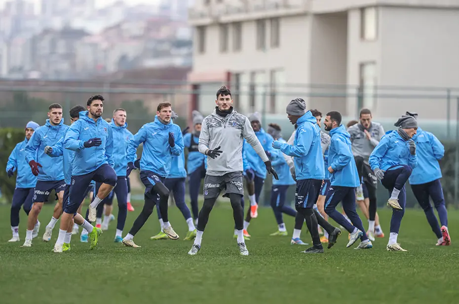 Trabzonspor'dan transferin son gününde orta saha hamlesi: Anlaşma sağlandı - 3