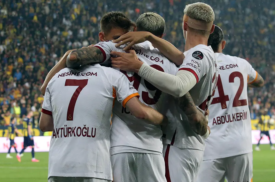 Galatasaray'da transfer yasağı tehlikesi! 1 Temmuz son tarih - 1 Galatasaray'da transfer yasağı tehlikesi! 1 Temmuz son tarih - 1