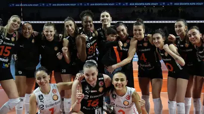 Eczacıbaşı Dynavit, Kupa Voley finalinde Fenerbahçe Opet'in rakibi oldu