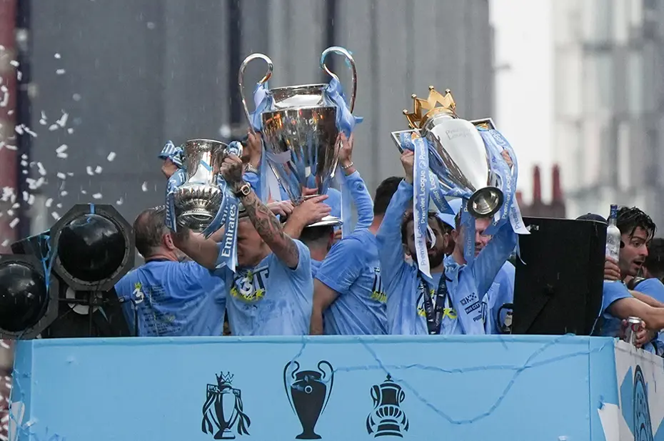 Manchester City'den 3 kupalı şov - 14