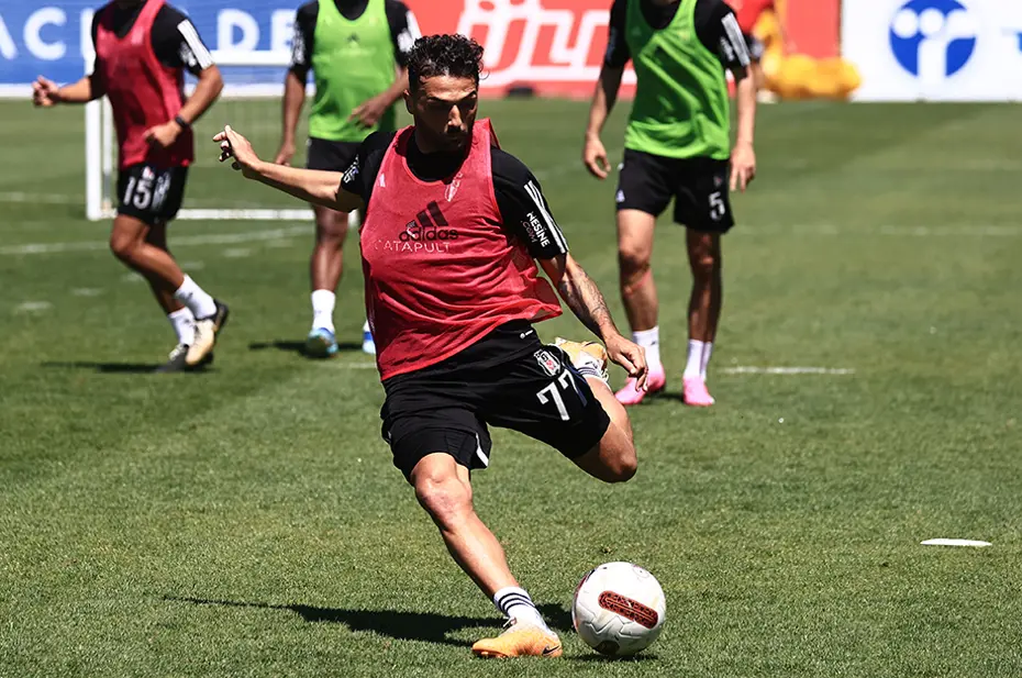 Bu futbolcuların bonservis bedeli yok! Süper Lig'de sezon sonu serbest kalacak yıldızlar - 4