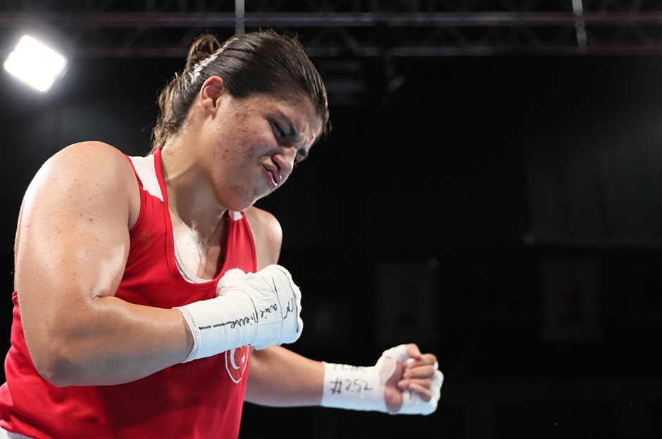 Busenaz Sürmeneli, Dünya Şampiyonası'nda finalde