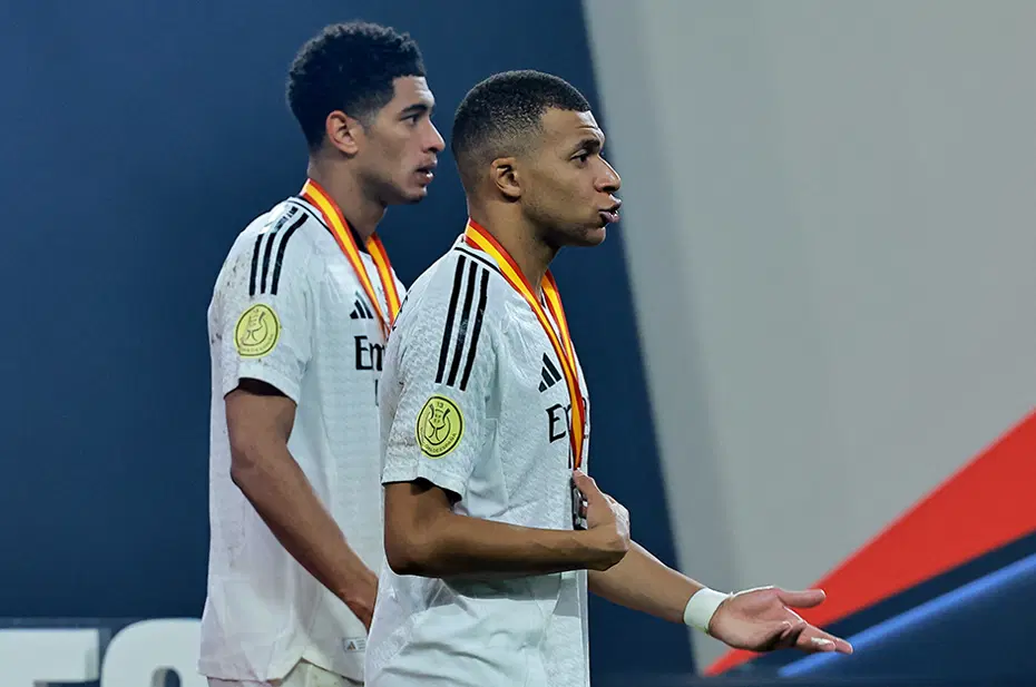 Barça hezimetinden sonra Ancelotti'den radikal karar - 2