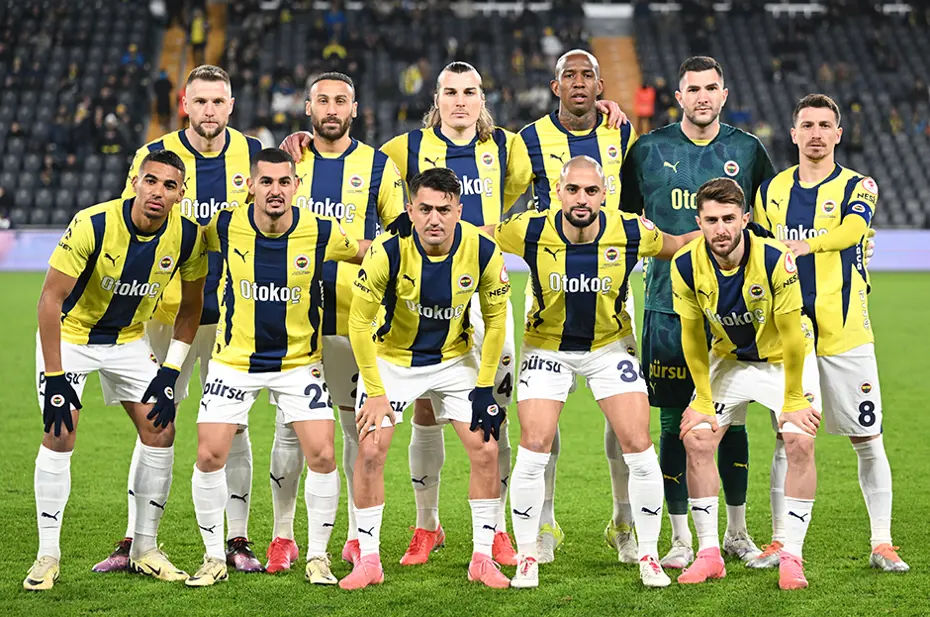 "Böyle bir olaya ilk kez şahit oluyorum" | Spor yazarları Fenerbahçe için ne dedi? - 3