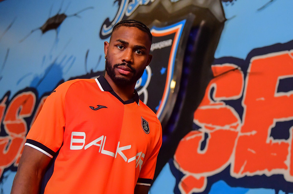 RAMS Başakşehir'e Premier Lig forveti