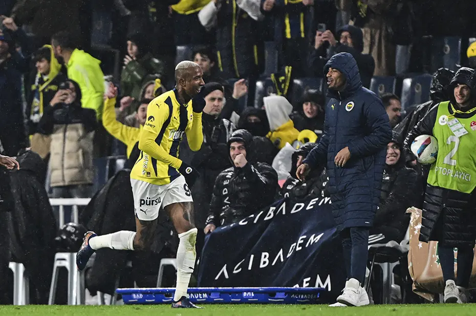 İlker Yağcıoğlu'ndan Fenerbahçeli oyuncuya performans eleştirisi: "Ben olsam oynatmam" - 1 İlker Yağcıoğlu'ndan Fenerbahçeli oyuncuya performans eleştirisi: "Ben olsam oynatmam" - 1