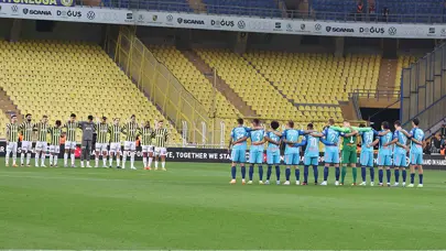 Fenerbahçe anlaşmayı resmen ilan etti: 3 yıllık sözleşme imzalandı