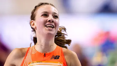 Hollandalı atlet Bol, 400 metrede dünya rekoru kırdı