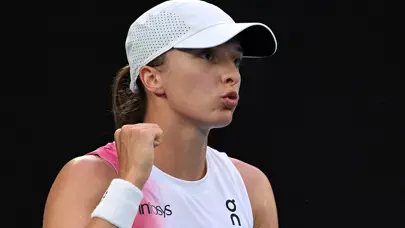 Avustralya Açık'ta Iga Swiatek, çeyrek finale çıktı