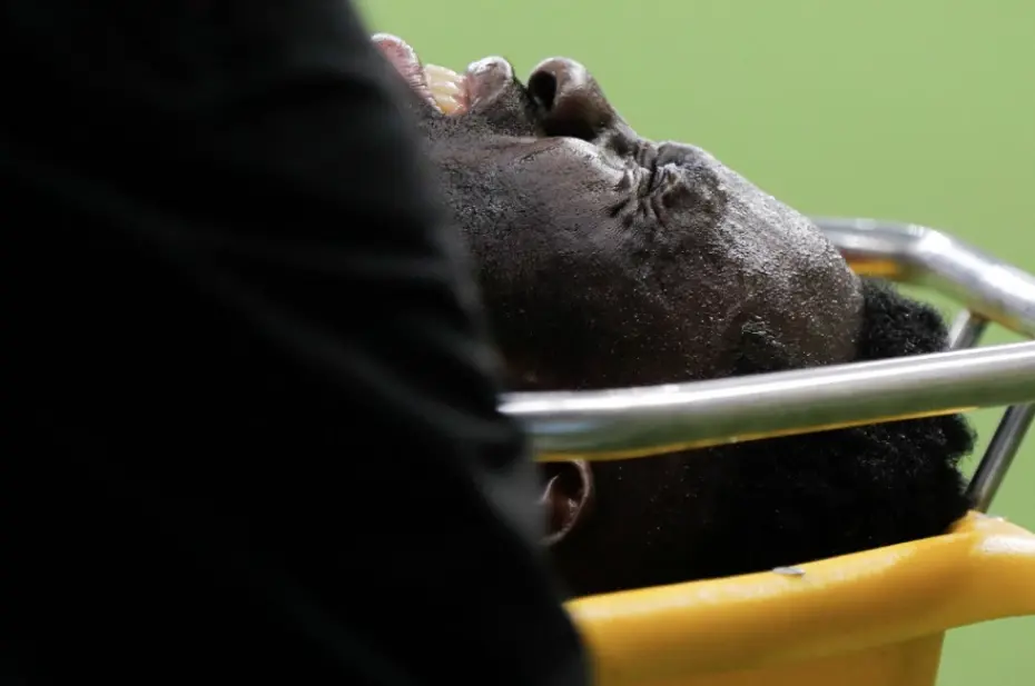 Davinson Sanchez bilinç kaybı yaşadı, teknik direktörün kararı çıldırttı: Galatasaray'da derbi öncesi yürekler ağza geldi - 2