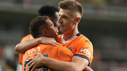 Başakşehir zorlanmadan turladı: Play-off'ta rakip belli oldu