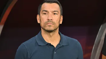 Giovanni van Bronckhorst: "3 puanla başlamak istiyoruz"