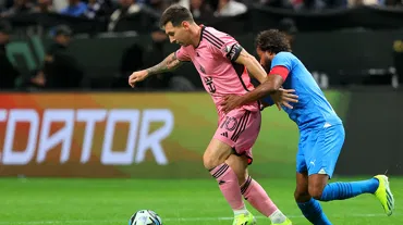 Kameralara fena yakalanan Messi'ye tepkiler çığ gibi: Derhal gönderin