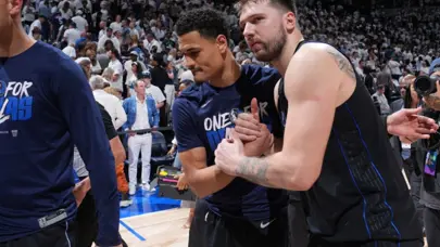 Mavericks'e Doncic hayat verdi: Seride fark 2'ye yükseldi