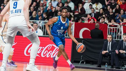 Anadolu Efes çift maç haftasında hata yapmadı