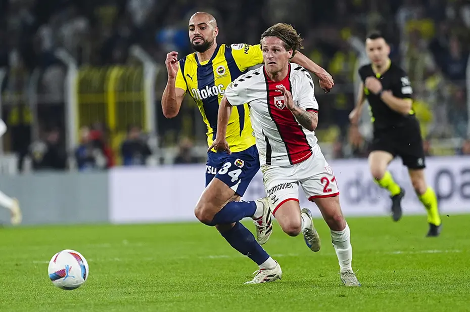 Trio ekibi noktayı koydu: Fenerbahçe'nin penaltı beklediği pozisyonda karar doğru mu? - 4 Trio ekibi noktayı koydu: Fenerbahçe'nin penaltı beklediği pozisyonda karar doğru mu? - 4