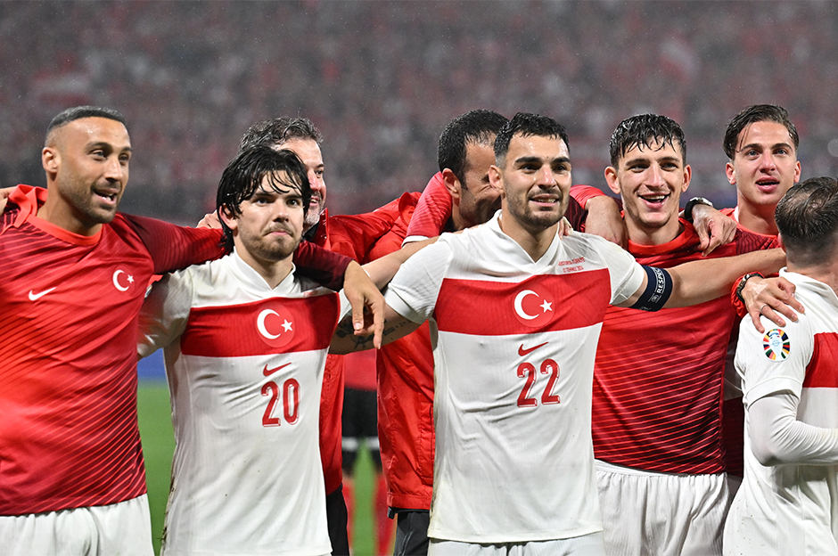 Kaan Ayhan'dan canlı yayında Yusuf Akçiçek sorusuna cevap: "Çok gururlandırıyor"