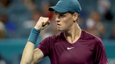 Jannik Sinner, yorgunluğu nedeniyle Paris Masters'tan çekildi