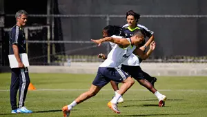 Yıllar sonra gelen ayrılık itirafı: "Mourinho bana söylemeye cesaret edemedi" Yıllar sonra gelen ayrılık itirafı: "Mourinho bana söylemeye cesaret edemedi"