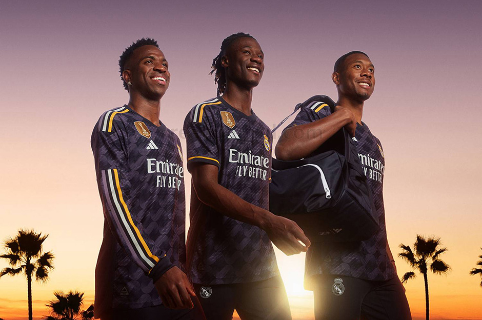 Real Madrid, yeni sezon deplasman formasını tanıttı