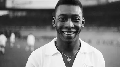 Yoksulluktan çıkan bir futbol efsanesi: Pele