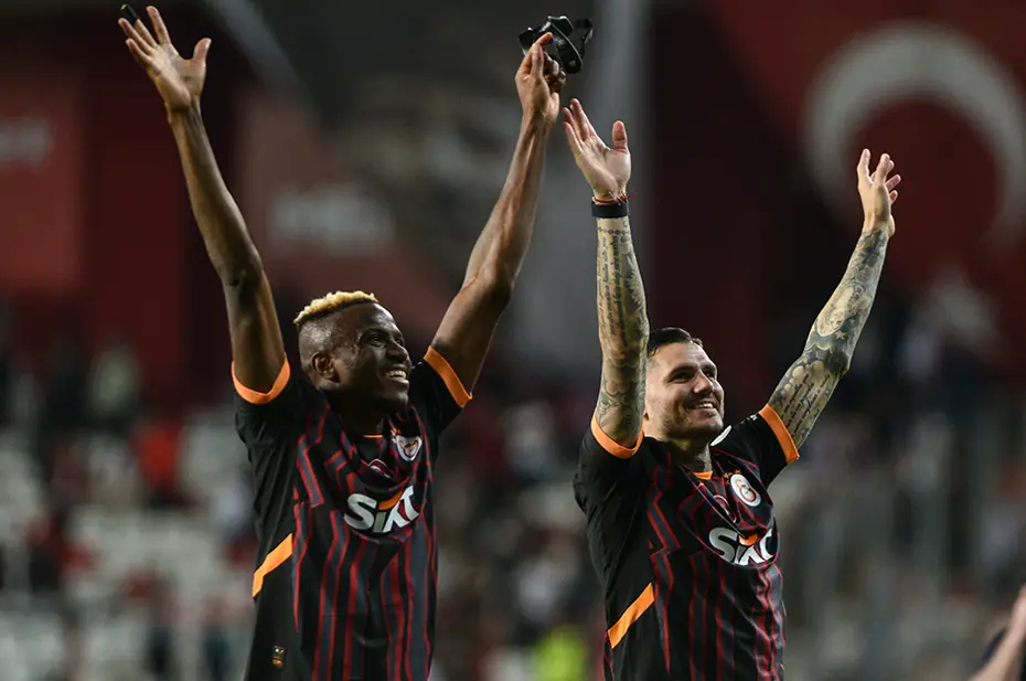 Galatasaray cephesi Osimhen'in bonservisini sorun olarak görmüyor: "Ekonomik kısımlar önemli değil, önemli olan..." - 8