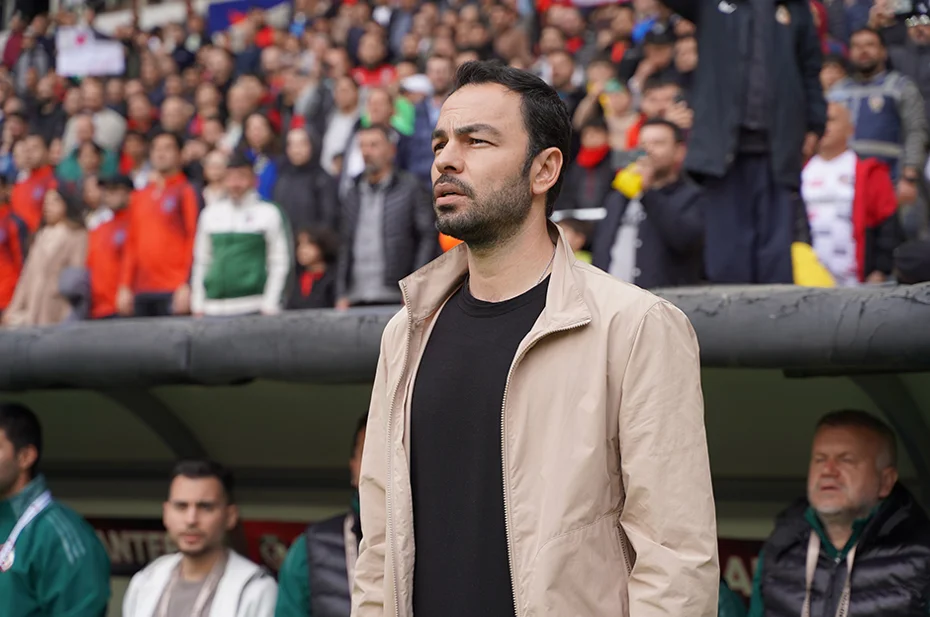 Maç sonrası şok istifa sinyali: "Artık görevi tamamladığımı düşünüyorum" - 1