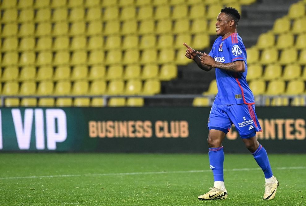 Gift Orban kimdir, kaç yaşında ve hangi takımlarda oynadı? Trabzonspor’un ilgiilendiği forvetin kariyeri